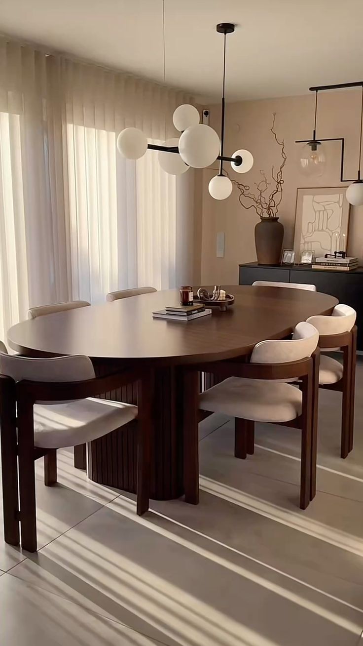 Bàn Ăn Oval Harmony